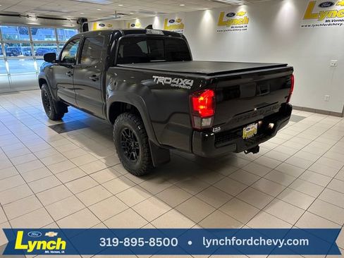Used 2019 Toyota Tacoma TRD Off-Road AWD/4WD image 21