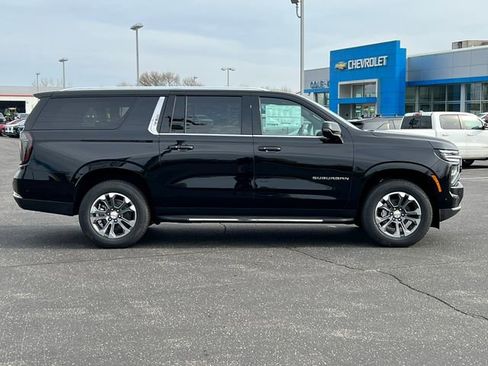 New 2026 Chevrolet Suburban LT w/ Comfort Package AWD/4WD image 48