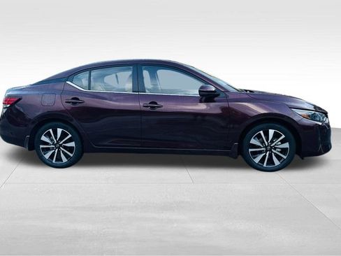New 2025 Nissan Sentra SV w/ SV Premium Package image 9