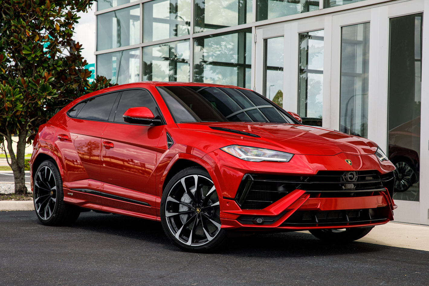 Used 2024 Lamborghini Urus S AWD/4WD image 24