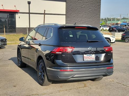 Used 2024 Volkswagen Tiguan SE AWD/4WD image 4