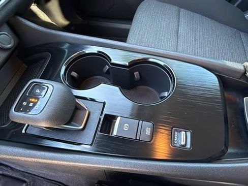 Used 2021 Nissan Rogue S image 13