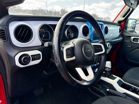 Used 2021 Jeep Wrangler Unlimited Islander image 10