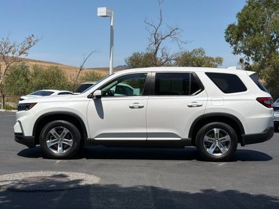Used 2025 Honda Pilot EX-L