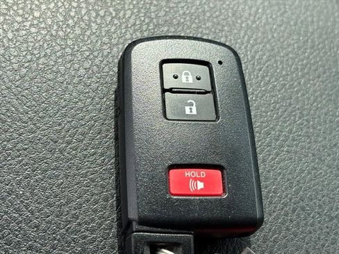 Used 2023 Toyota Tacoma SR5 w/ Technology Package AWD/4WD image 22