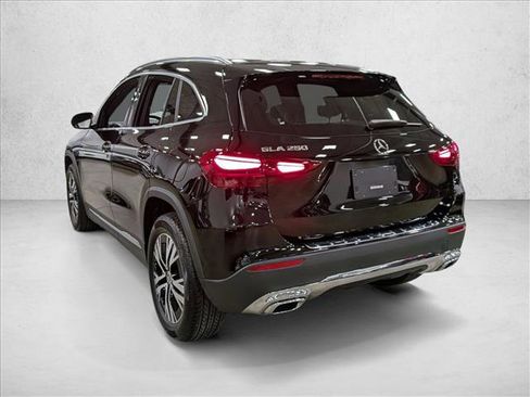 Used 2025 Mercedes-Benz GLA 250 GLA 250 image 8