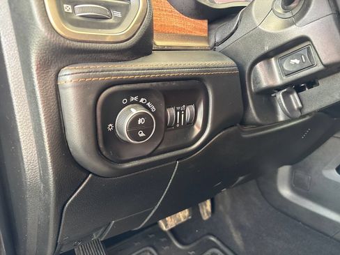 Used 2020 RAM 3500 Limited AWD/4WD image 41