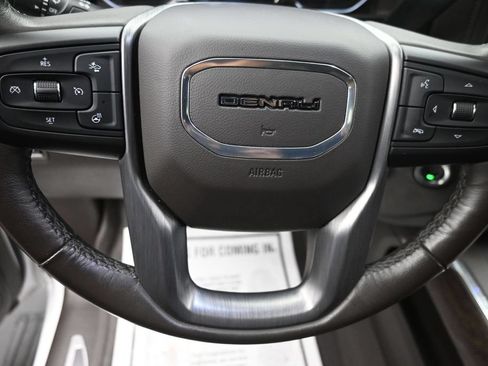 Used 2020 GMC Sierra 1500 Denali w/ Denali Ultimate Package AWD/4WD image 17