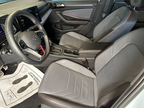 Used 2025 Volkswagen Jetta GLI Autobahn FWD image 20