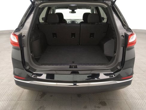 Used 2021 Chevrolet Equinox LT image 29