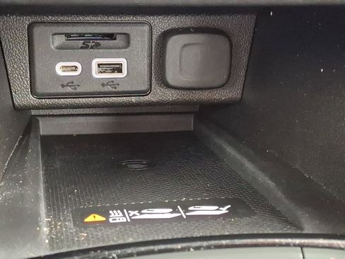 Used 2023 Chevrolet Bolt EUV LT w/ Driver Confidence Package image 24