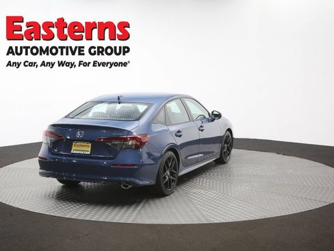 Used 2025 Honda Civic Sport image 40