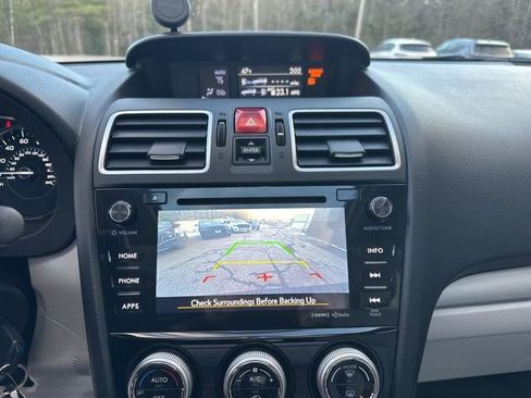 Used 2018 Subaru Forester 2.5i Premium image 18