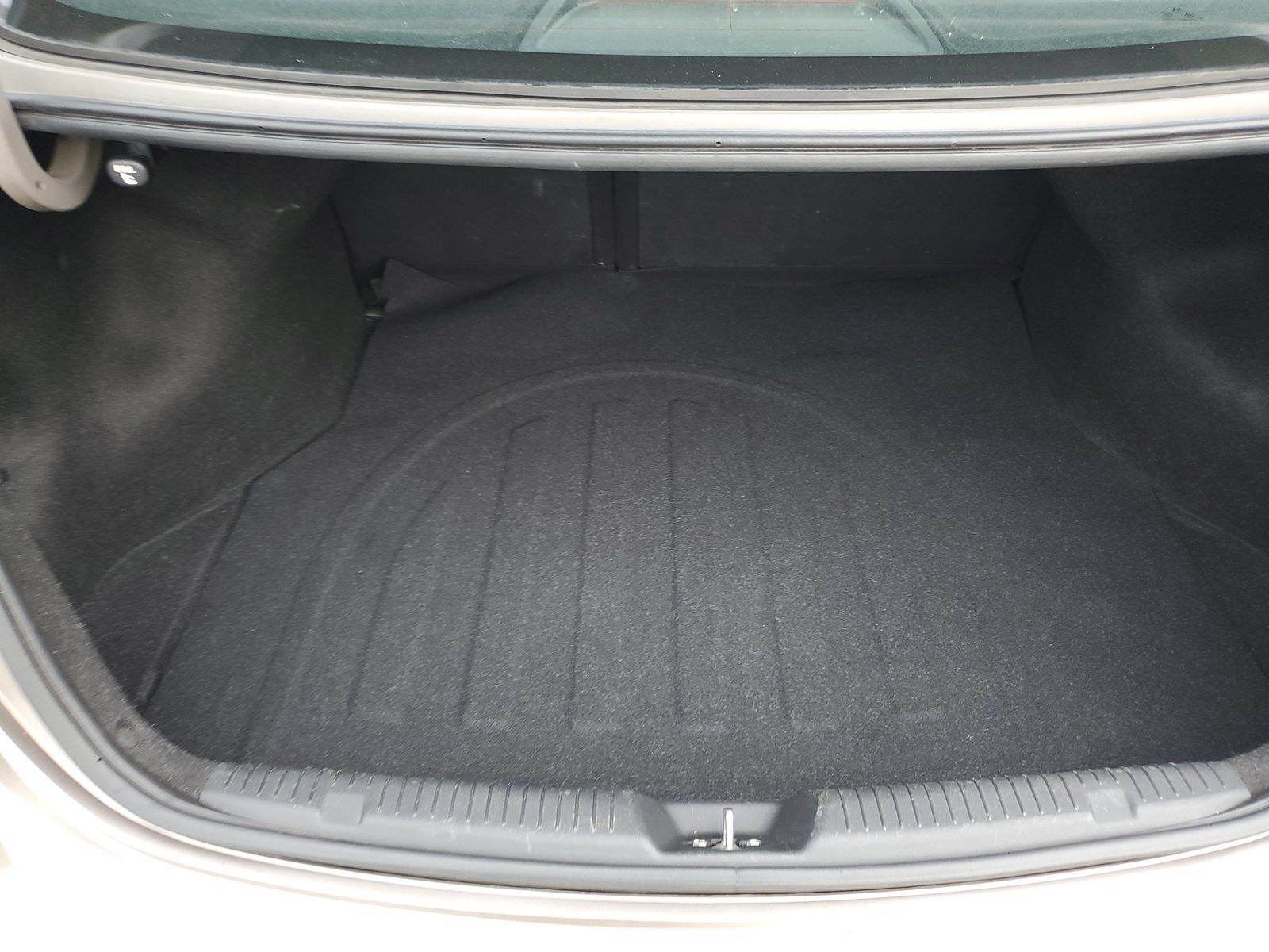 Used 2016 Hyundai Elantra SE FWD image 8