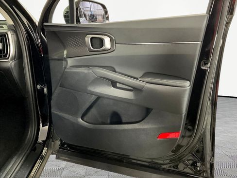 Certified 2026 Kia Sorento S w/ S Panoramic Sunroof Package FWD image 28
