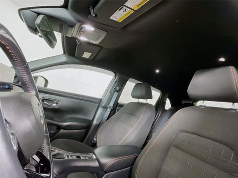 Used 2023 Honda HR-V Sport image 14