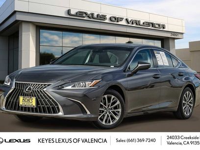 Used 2025 Lexus ES 350 w/ Accessory Package (Z2)