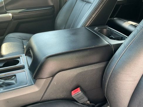 Used 2018 Ford F150 XLT w/ Equipment Group 302A Luxury AWD/4WD image 32