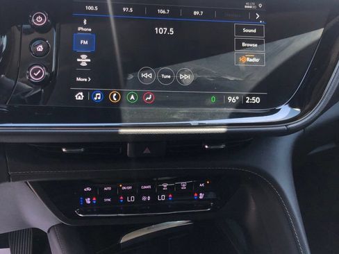 Used 2023 Buick Envision Avenir FWD image 29