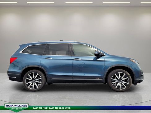 Used 2021 Honda Pilot Touring image 2