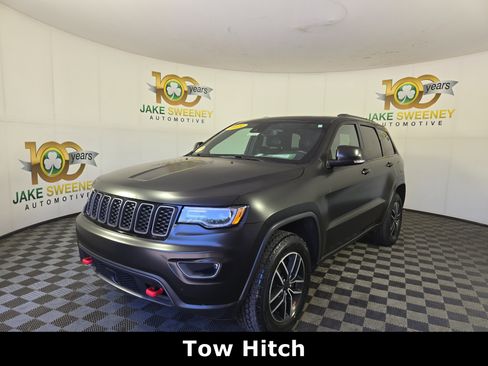 Used 2019 Jeep Grand Cherokee Trailhawk w/ Trailhawk Luxury Group AWD/4WD image 4