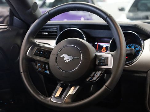 Used 2017 Ford Mustang GT Premium w/ Equipment Group 401A image 26