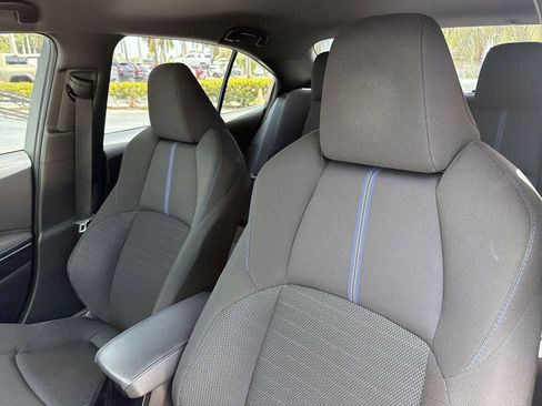 Used 2022 Toyota Corolla SE FWD image 19