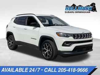 Used 2024 Jeep Compass Latitude video 1