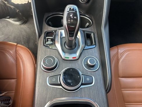 Used 2020 Alfa Romeo Giulia Ti w/ Quick Order Package 22Z Lusso image 25