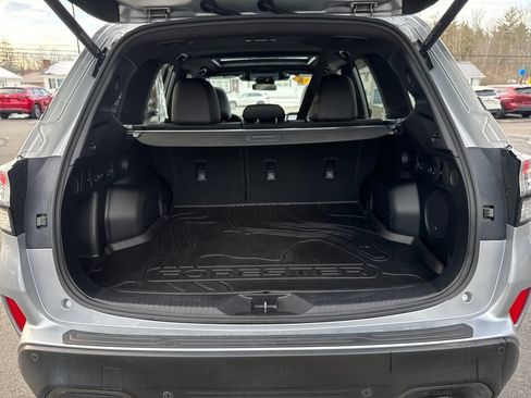 Used 2025 Subaru Forester Limited image 15