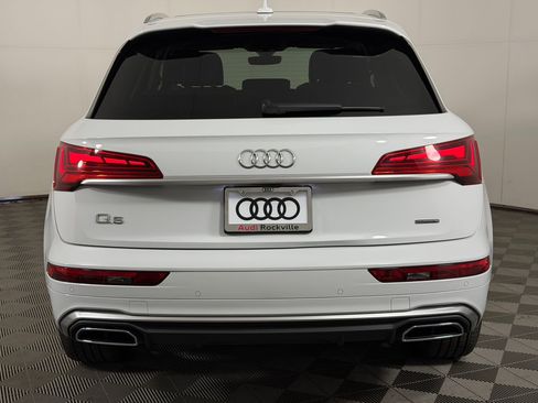 Certified 2023 Audi Q5 e Premium Plus w/ Premium Plus Package AWD/4WD image 10