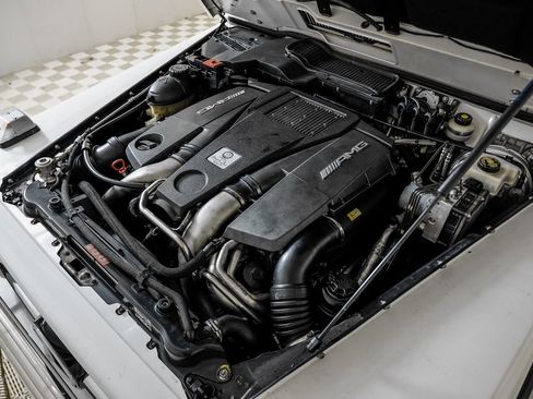 Used 2014 Mercedes-Benz G 63 AMG 4MATIC image 53