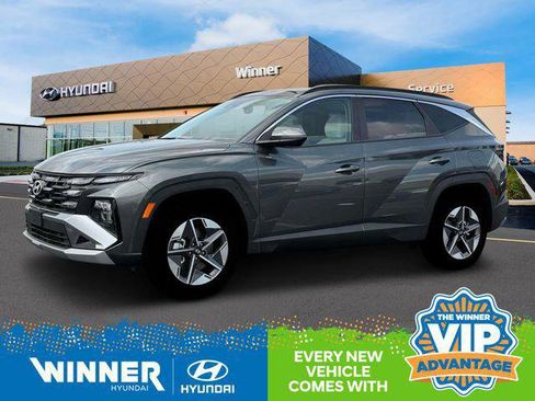 New 2025 Hyundai Tucson SEL image 2