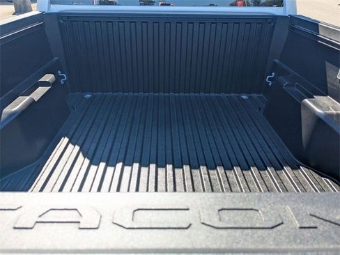 Certified 2025 Toyota Tacoma SR5 image 29