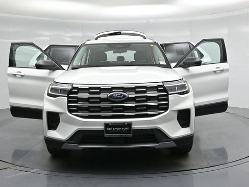New 2026 Ford Explorer Active AWD/4WD image 29