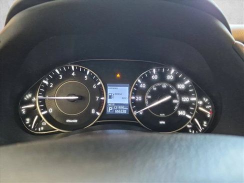 Used 2019 Nissan Armada SL w/ Premium Package RWD image 11