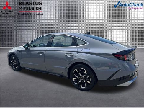 Used 2025 Hyundai Sonata SEL FWD image 14
