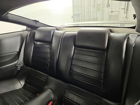 Used 2009 Ford Mustang GT image 14