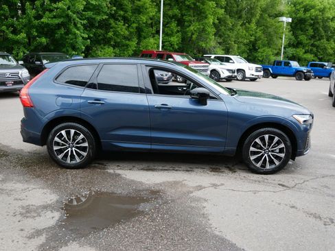 Certified 2025 Volvo XC60 B5 Plus AWD/4WD image 8