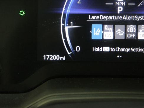 Used 2026 Toyota Corolla LE FWD image 37