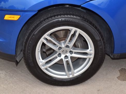 Used 2020 Porsche Macan AWD/4WD image 36