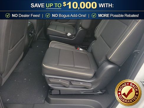 New 2025 Chevrolet Suburban Premier RWD image 19