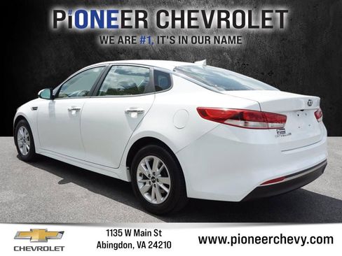 Used 2018 Kia Optima LX image 4