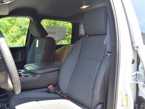 New 2026 RAM 2500 Tradesman AWD/4WD image 15
