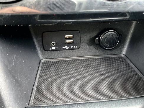 Used 2021 Subaru Forester Limited w/ Popular Package #3 image 16