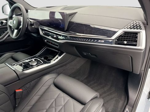 New 2026 BMW X5 xDrive40i AWD/4WD image 16