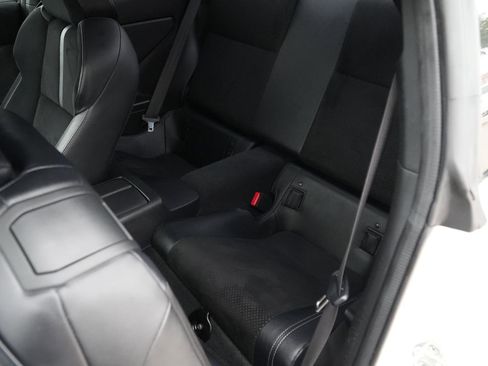 Used 2023 Toyota GR86 Premium image 17