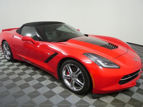 Used 2016 Chevrolet Corvette Stingray Convertible w/ 2LT Preferred Equipment Group image 2