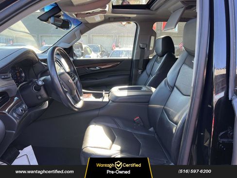 Used 2019 Cadillac Escalade Luxury w/ Escalade Sport Edition image 11
