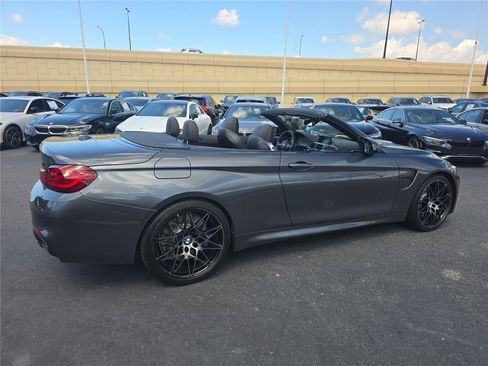 Used 2020 BMW M4 Convertible w/ Competition Package RWD image 3